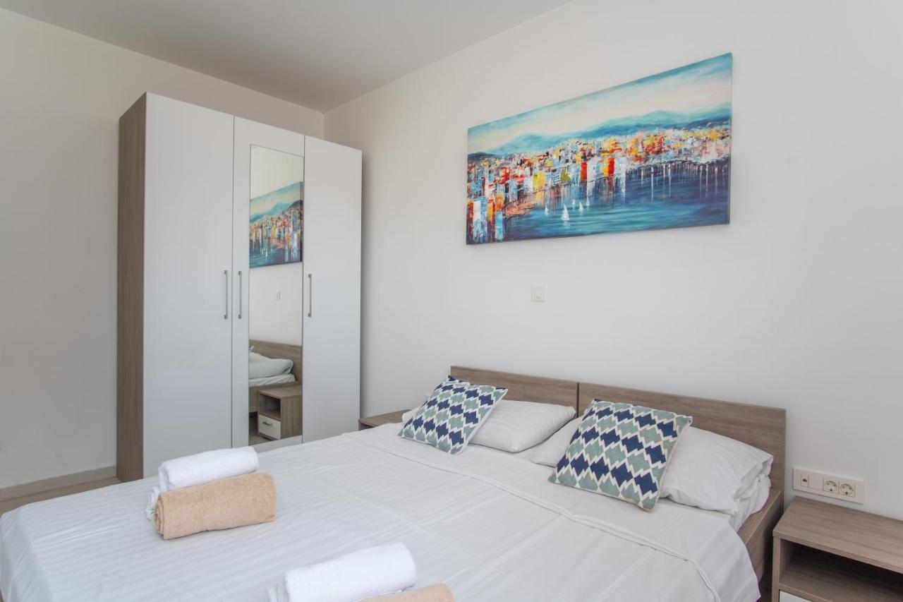 Novalja West Residence Экстерьер фото
