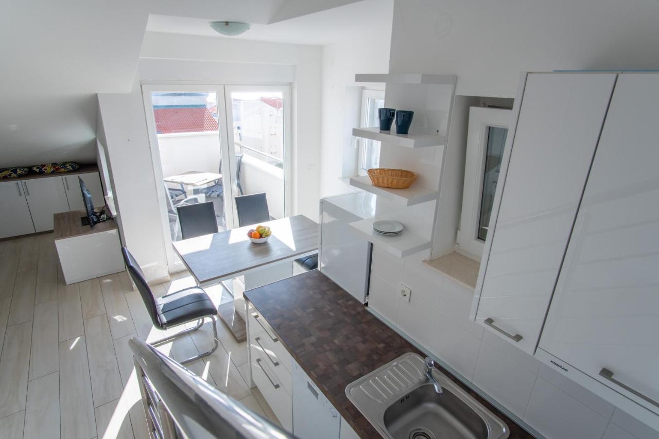 Novalja West Residence Экстерьер фото
