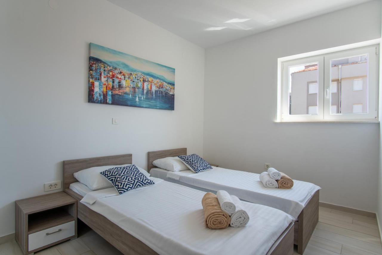 Novalja West Residence Экстерьер фото