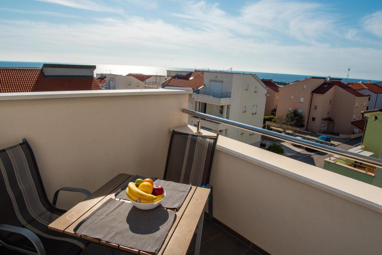 Novalja West Residence Экстерьер фото
