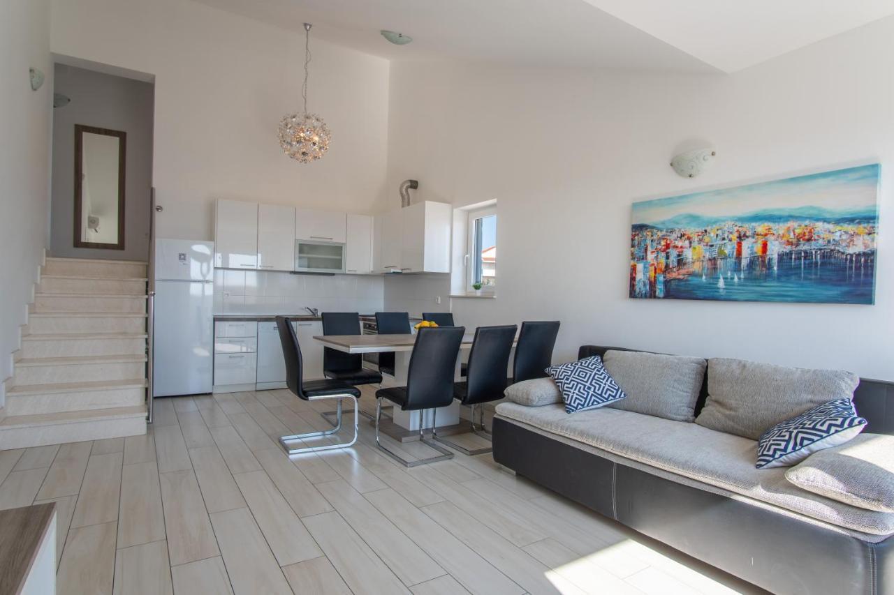 Novalja West Residence Экстерьер фото